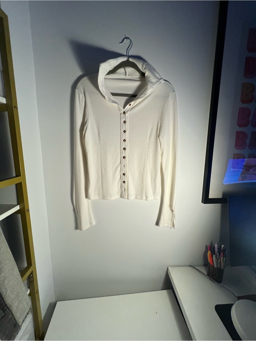 rag & bone Women’s Cream Ribbed Button-Front Long Sleeve Top - size medium